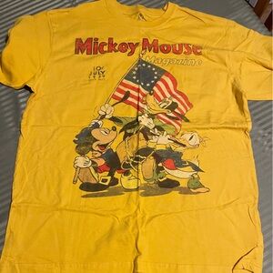 Vintage Disney Gold/Yellow Graphic T-Shirt